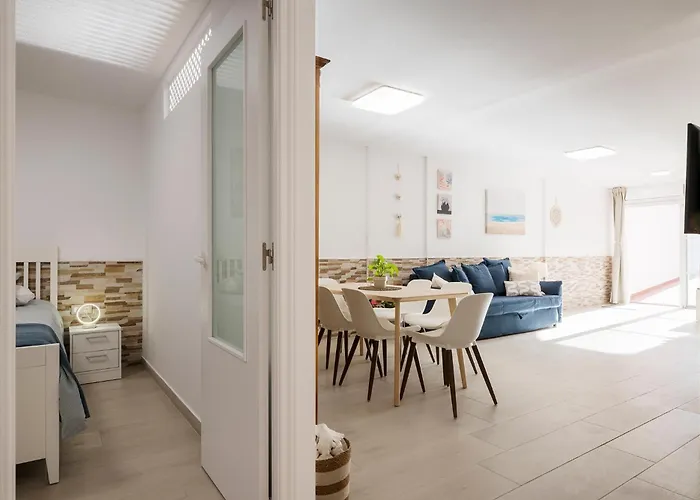 Vientos De Duna Y Luna * Playa Honda (Lanzarote)